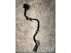 Gebruikte Gier sensor Jaguar XF (CC9) 3.0 D V6 24V Prijs € 36,30 Inclusief btw aangeboden door Garage Callant