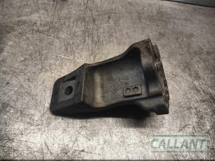 Gebruikte Motorsteun Landrover Range Rover IV (LG) 3.0 TDV6 24V Prijs € 36,30 Inclusief btw aangeboden door Garage Callant