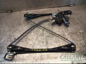 Gebruikte Raammechaniek 4Deurs links-voor Jaguar S-type (X200) Prijs € 90,75 Inclusief btw aangeboden door Garage Callant