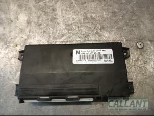 Gebruikte Centrale Deurvergrendelings Module Jaguar S-type (X200) Prijs € 60,50 Inclusief btw aangeboden door Garage Callant