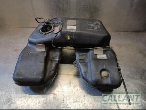 Gebruikte Tank Landrover Range Rover IV (LG) 5.0 V8 32V Supercharged Prijs € 242,00 Inclusief btw aangeboden door Garage Callant