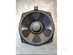 Gebruikte Speaker Landrover Range Rover IV (LG) 5.0 V8 32V Supercharged Prijs € 30,25 Inclusief btw aangeboden door Garage Callant