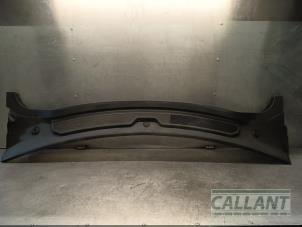 Gebruikte Paravent Landrover Range Rover Sport (LS) 2.7 TDV6 24V Prijs € 48,40 Inclusief btw aangeboden door Garage Callant