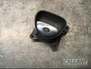 Gebruikte Handrem schakelaar Jaguar XJ (X350) 2.7d V6 24V Prijs € 24,20 Inclusief btw aangeboden door Garage Callant