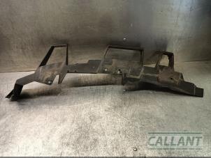 Gebruikte Steun (diversen) Landrover Range Rover Sport (LS) 2.7 TDV6 24V Prijs € 60,50 Inclusief btw aangeboden door Garage Callant