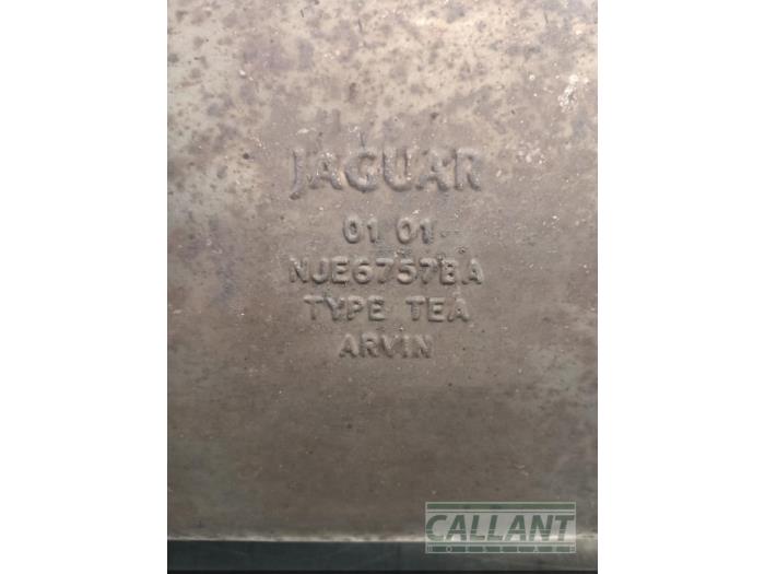 Gebruikte Uitlaat Middendemper Jaguar XK 8 4.0 V8 32V Prijs € 211,75 Inclusief btw aangeboden door Garage Callant