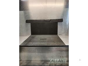 Gebruikte Kofferbak Mat Jaguar XF Sportbrake 2.2 D 16V Prijs € 211,75 Inclusief btw aangeboden door Garage Callant