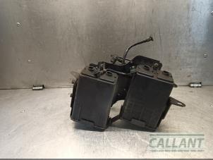 Gebruikte Koolstoffilter Jaguar XK 8 4.0 V8 32V Prijs € 114,95 Inclusief btw aangeboden door Garage Callant