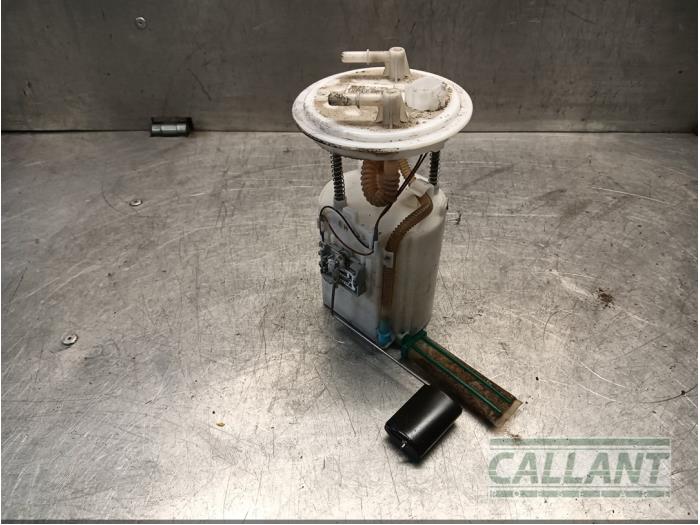 Gebruikte Tank element Pomp Hyundai i30 Crosswagon (WWH) 1.6 CRDi 16V VGT LP Prijs € 60,50 Inclusief btw aangeboden door Garage Callant