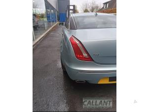 Gebruikte Achterlicht links Jaguar XJ (X351) 3.0 D V6 24V Prijs € 441,65 Inclusief btw aangeboden door Garage Callant