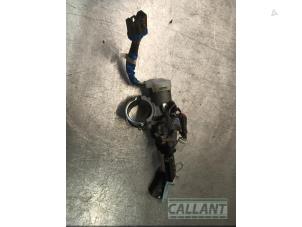 Gebruikte Kontaktslot + Sleutel Hyundai i30 Crosswagon (WWH) 1.6 CRDi 16V VGT LP Prijs € 60,50 Inclusief btw aangeboden door Garage Callant