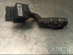 Gebruikte Pinker Schakelaar Jaguar XE 2.0 D E-Performance 16V Prijs € 30,25 Inclusief btw aangeboden door Garage Callant