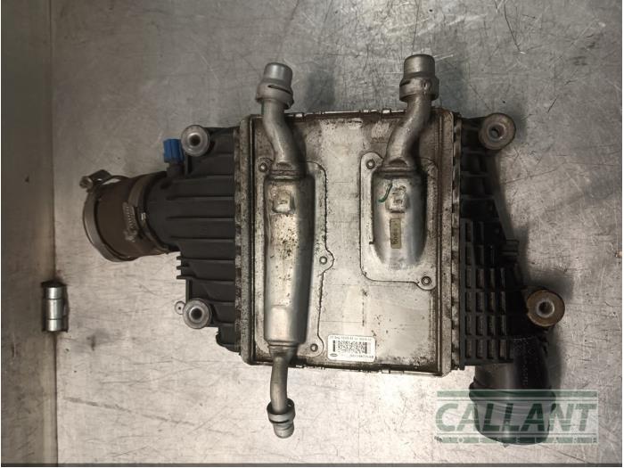 Gebruikte Intercooler Jaguar XE 2.0 D E-Performance 16V Prijs € 90,75 Inclusief btw aangeboden door Garage Callant
