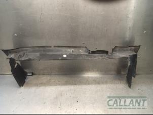 Gebruikte Luchtgeleider Landrover Range Rover Evoque (LVJ/LVS) 2.0 eD 150 16V Prijs € 24,20 Inclusief btw aangeboden door Garage Callant