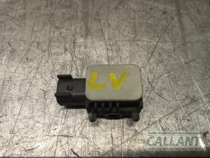 Gebruikte Airbag Sensor Landrover Freelander II 2.2 tD4 16V Prijs € 18,15 Inclusief btw aangeboden door Garage Callant