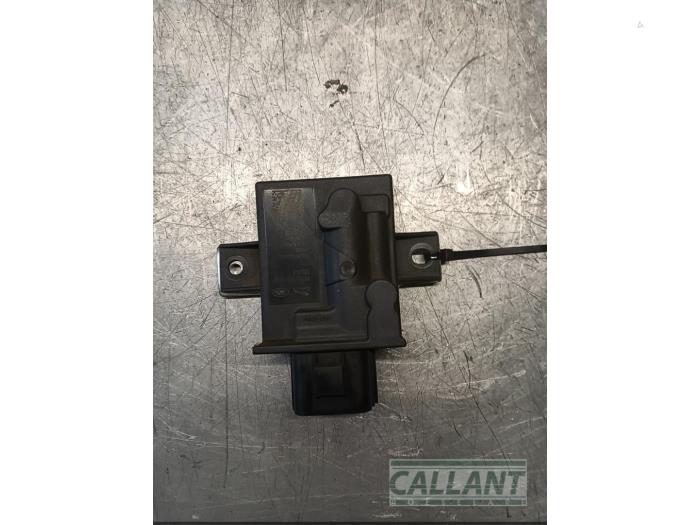 Gebruikte Brandstofpomp module Jaguar XF (X260) 2.0d 180 16V Prijs € 30,25 Inclusief btw aangeboden door Garage Callant