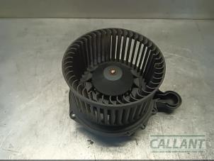 Gebruikte Chaufage Ventilatiemotor Jaguar S-type (X200) 2.5 V6 24V Prijs € 60,50 Inclusief btw aangeboden door Garage Callant