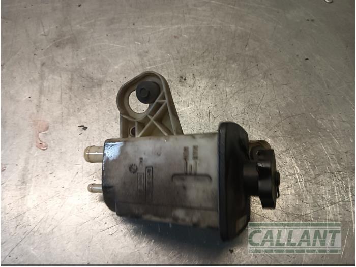 Gebruikte Servo Oliereservoir Jaguar S-type (X200) 2.5 V6 24V Prijs € 30,25 Inclusief btw aangeboden door Garage Callant