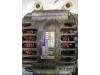 Dynamo van een Jaguar S-type (X200) 2.5 V6 24V 2003