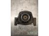 Dynamo van een Jaguar S-type (X200) 2.5 V6 24V 2003