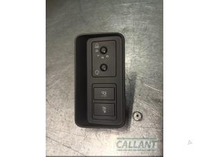 Gebruikte Schakelaar (diversen) Landrover Discovery Sport (LC) 2.0 TD4 150 16V Prijs € 60,50 Inclusief btw aangeboden door Garage Callant