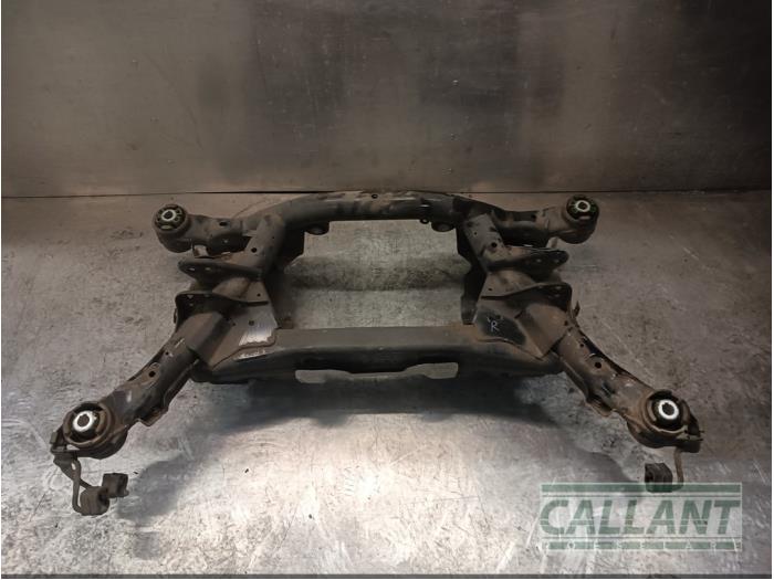 Gebruikte Subframe Landrover Discovery Sport (LC) 2.0 TD4 150 16V Prijs € 363,00 Inclusief btw aangeboden door Garage Callant