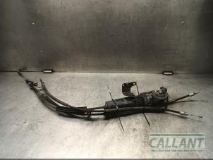 Gebruikte Handrem motor Jaguar XJ (X351) 3.0 D V6 24V Prijs € 223,85 Inclusief btw aangeboden door Garage Callant