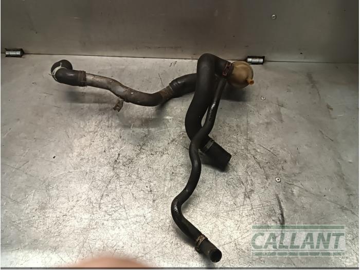 Gebruikte Thermostaathuis Landrover Range Rover Sport (LS) 2.7 TDV6 24V Prijs € 60,50 Inclusief btw aangeboden door Garage Callant