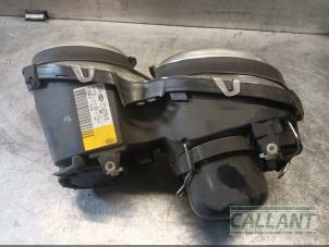 Nieuwe Rechter Koplamp Jaguar X-type Prijs € 211,75 Inclusief btw aangeboden door Garage Callant