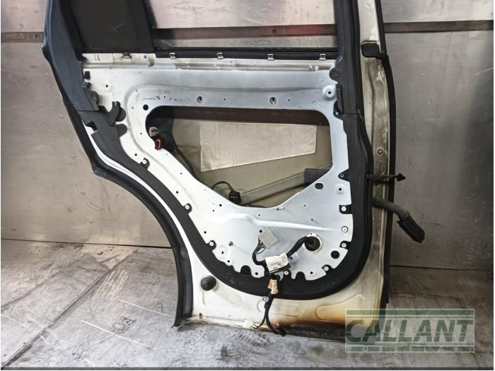 Portier 4Deurs links-achter van een Land Rover Range Rover IV (LG) 5.0 V8 32V Supercharged 2016