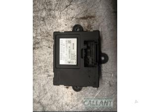 Gebruikte Deur module Jaguar XF (CC9) 2.7 D V6 24V Prijs € 30,25 Inclusief btw aangeboden door Garage Callant