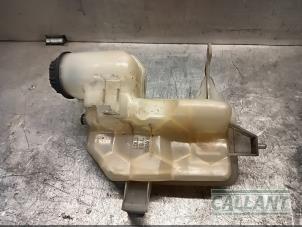 Gebruikte Expansievat Landrover Range Rover Sport (LS) 2.7 TDV6 24V Prijs € 30,25 Inclusief btw aangeboden door Garage Callant