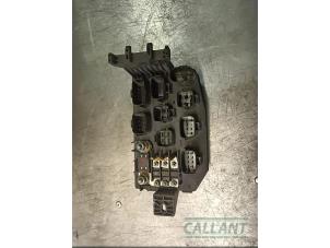 Gebruikte Zekeringkast Jaguar X-type 2.2 D 16V Prijs € 78,65 Inclusief btw aangeboden door Garage Callant