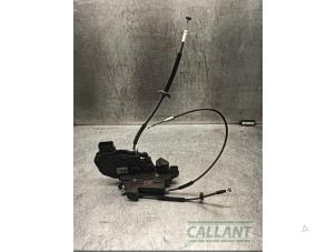 Gebruikte Deurslot Mechaniek 4Deurs links-voor Landrover Range Rover Sport (LS) 3.0 S TDV6 Prijs € 90,75 Inclusief btw aangeboden door Garage Callant