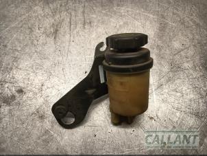 Gebruikte Servo Oliereservoir Jaguar XF (CC9) 2.2 D 16V Prijs € 18,15 Inclusief btw aangeboden door Garage Callant