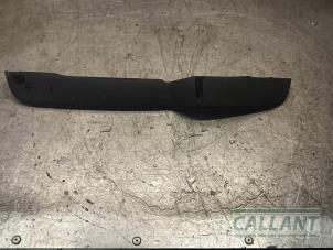 Gebruikte Lip voorbumper Landrover Range Rover Sport (LS) 3.0 S TDV6 Prijs € 30,25 Inclusief btw aangeboden door Garage Callant