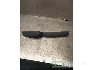 Gebruikte Lip voorbumper Landrover Range Rover Sport (LS) 3.0 S TDV6 Prijs € 30,25 Inclusief btw aangeboden door Garage Callant