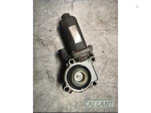 Gebruikte Stelmotor tussenbak Landrover Range Rover Sport (LS) 3.0 S TDV6 Prijs € 121,00 Inclusief btw aangeboden door Garage Callant