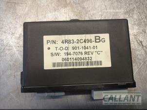 Gebruikte Handrem Module Jaguar XJ (X350) 2.7d V6 24V Prijs € 302,50 Inclusief btw aangeboden door Garage Callant