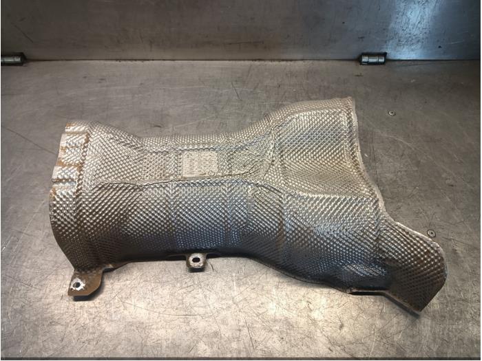 Gebruikte Hitteschild uitlaat Jaguar F-type 2.0 Turbo 16V Prijs € 30,25 Inclusief btw aangeboden door Garage Callant