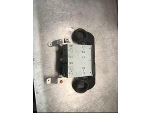 Gebruikte Entertainment mobile Jaguar F-type 2.0 Turbo 16V Prijs € 719,95 Inclusief btw aangeboden door Garage Callant