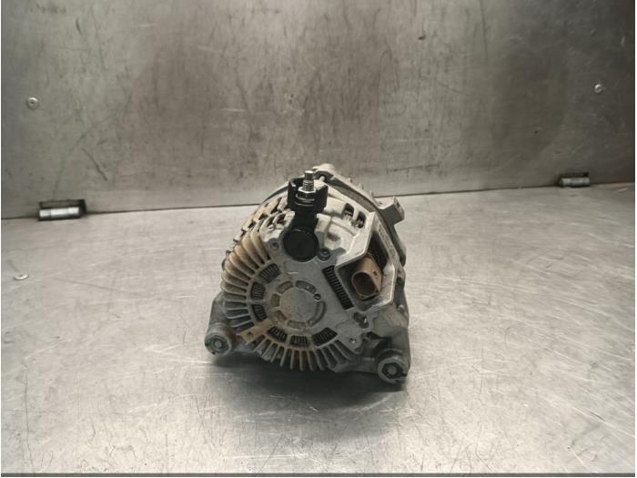 Dynamo van een Jaguar F-type 2.0 Turbo 16V 2019