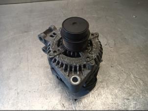 Gebruikte Dynamo Jaguar XJ (X350) 2.7d V6 24V Prijs € 60,50 Inclusief btw aangeboden door Garage Callant