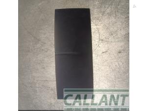 Gebruikte Dashboard deel Jaguar F-type 2.0 Turbo 16V Prijs € 90,75 Inclusief btw aangeboden door Garage Callant