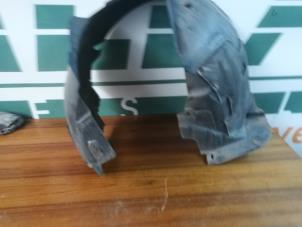 Gebruikte Slijkweerder Jaguar XE 2.0 240 Turbo 16V Prijs € 60,50 Inclusief btw aangeboden door Garage Callant