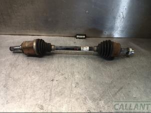 Gebruikte Homokineetas links-voor Opel Corsa E 1.4 16V Prijs € 60,50 Inclusief btw aangeboden door Garage Callant