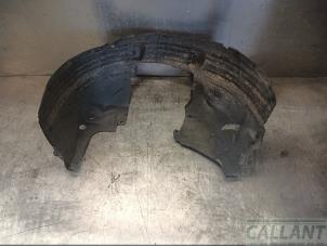 Gebruikte Slijkweerder Opel Corsa E 1.4 16V Prijs € 48,40 Inclusief btw aangeboden door Garage Callant