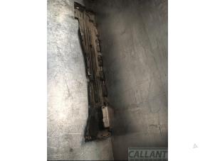 Gebruikte Bodem beschermplaat Landrover Range Rover Sport (LW) 3.0 D250 MHEV Prijs € 90,75 Inclusief btw aangeboden door Garage Callant