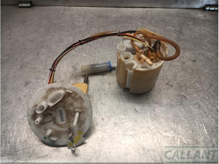Gebruikte Tank element Pomp Jaguar XE 2.0 240 Turbo 16V Prijs € 211,75 Inclusief btw aangeboden door Garage Callant