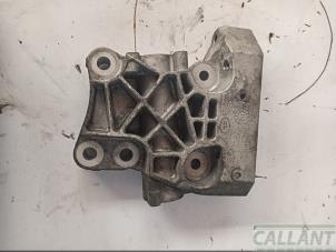 Gebruikte Motorsteun Landrover Range Rover Evoque (LVJ/LVS) 2.0 eD 150 16V Prijs € 60,50 Inclusief btw aangeboden door Garage Callant